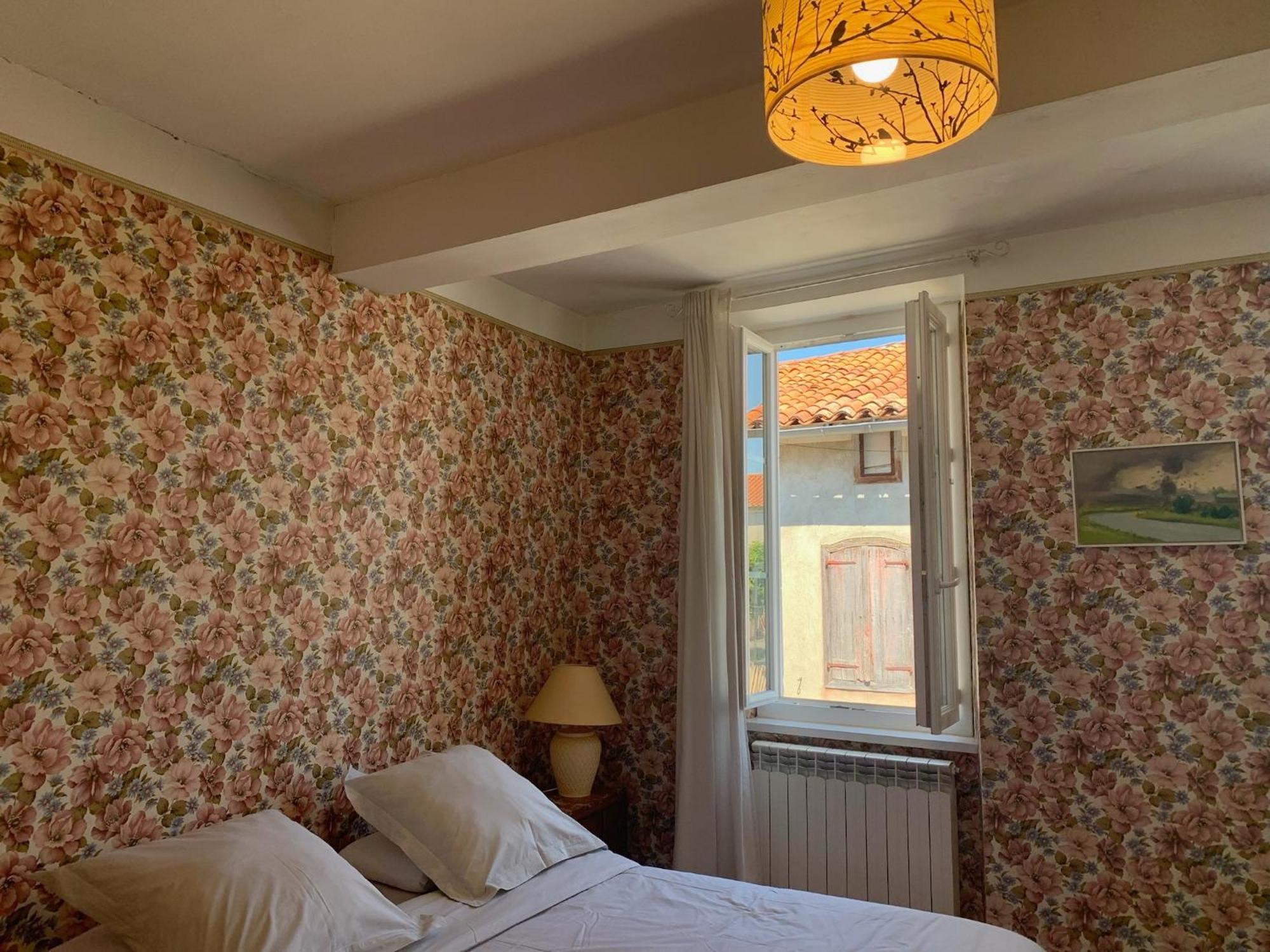 Beautiful Village House Next To Garonne River! Couladere Buitenkant foto